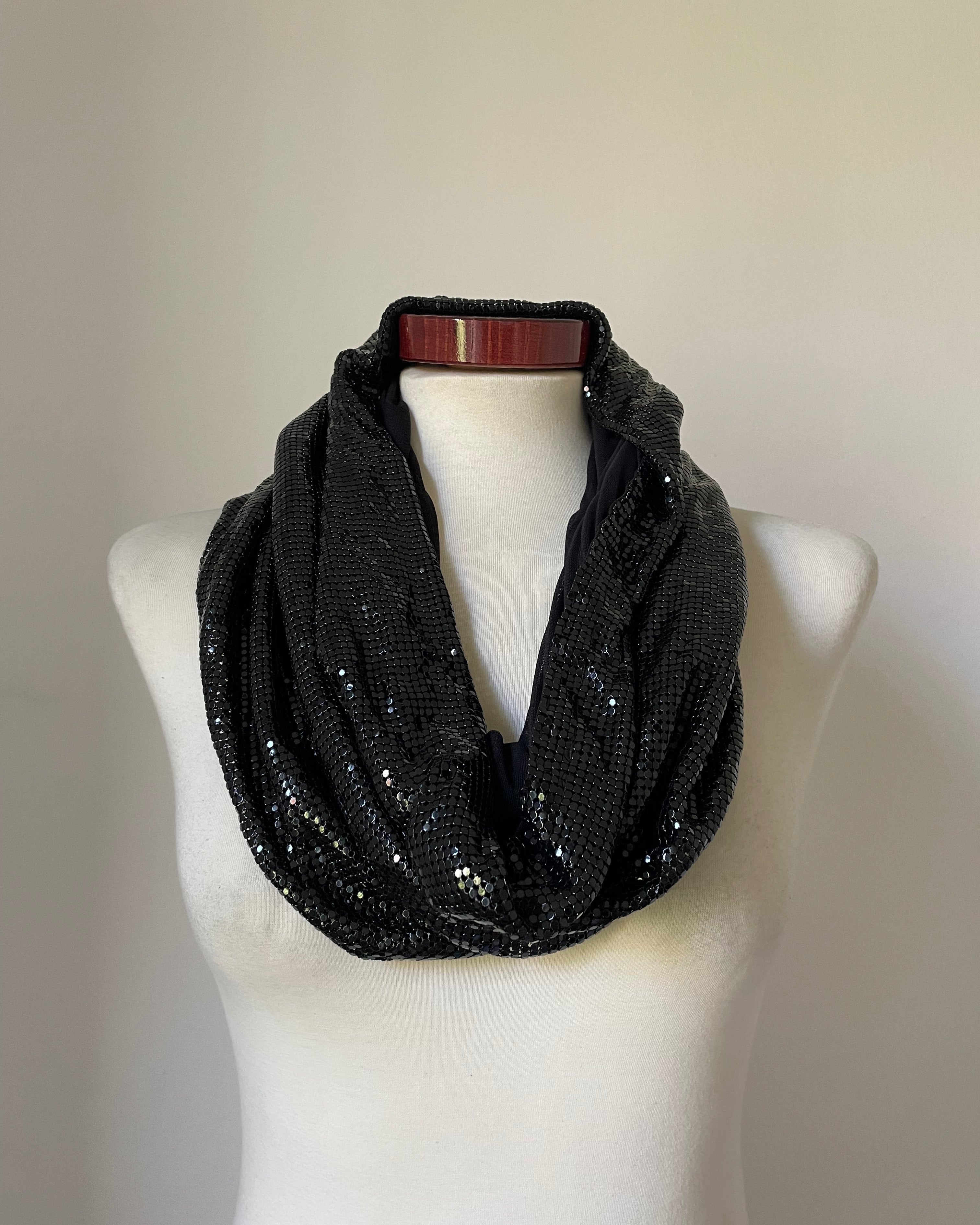 Venus Metal Hood Top