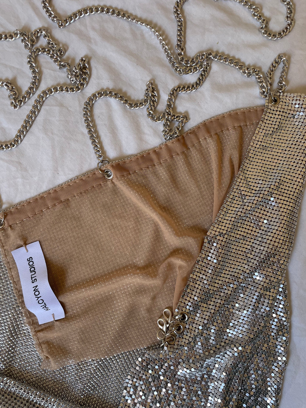 Skyler Metal Top - Silver